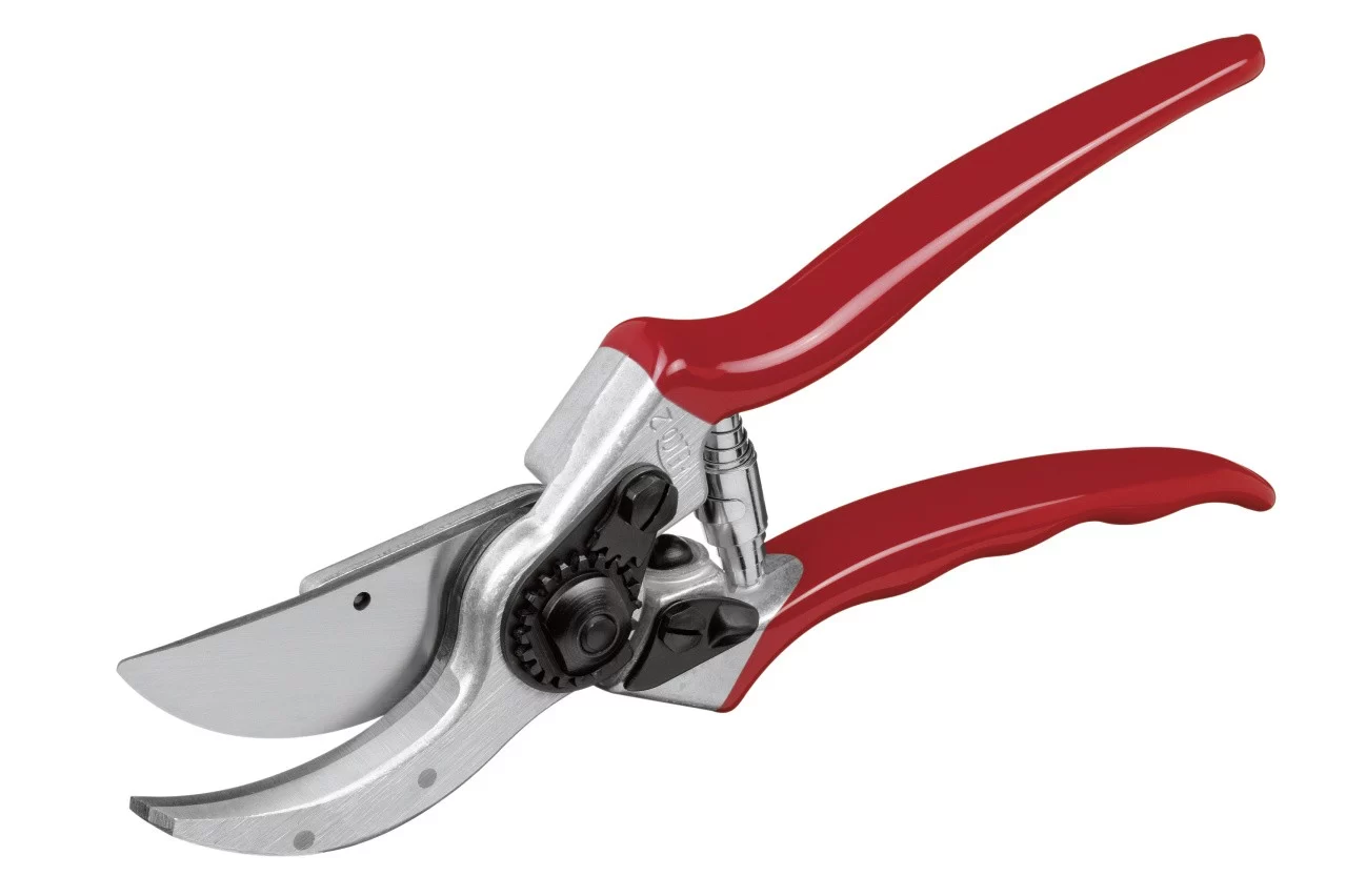 secateur_felco_2_-_3d_open-jpg.webp