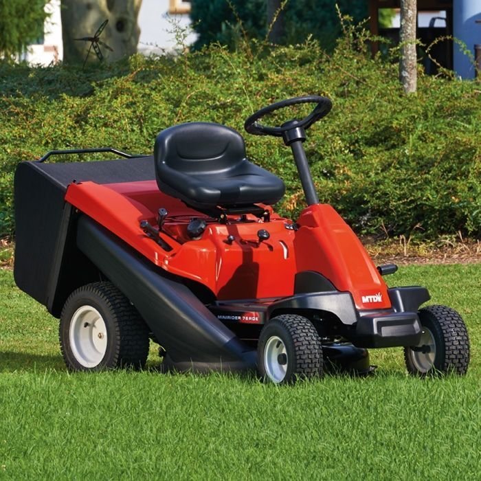 trattorino-rasaerba-rider-mtd-76rde-ambientata-1.jpg